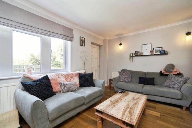2 bed Town House for sale Image 5