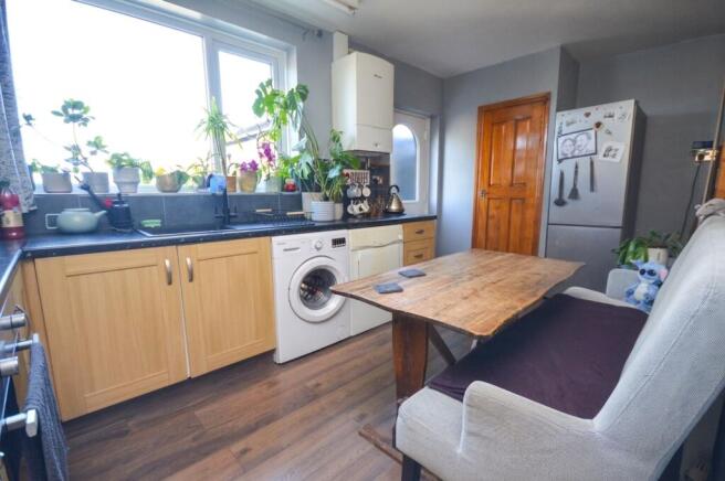 3 bed Terraced for sale Image 5