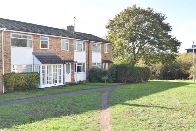 3-bed terraced on Hill View Road, Chelmsford, CM1 7RT, £365,000