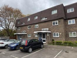 8, 480 Bays Farm Court, Bath Road, Longford, West Drayton UB7 0DY