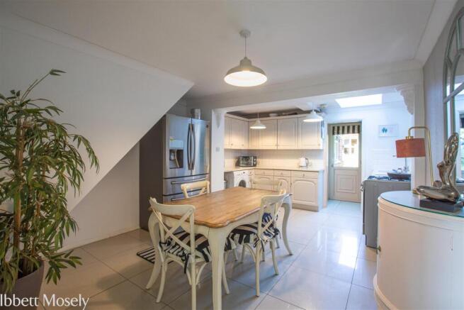 26 Dining room kitchen.jpg