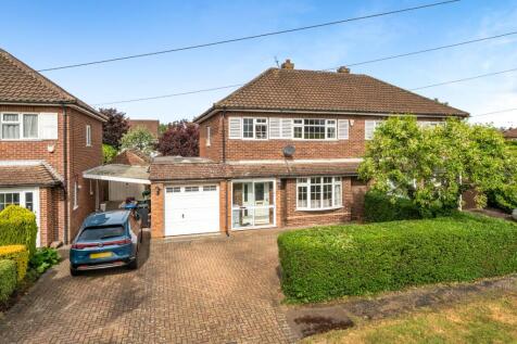 Pipers Close, Burnham, SL1