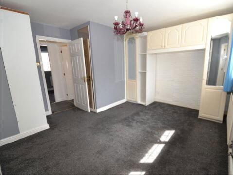 3 bed Semi-Detached for sale Image 10