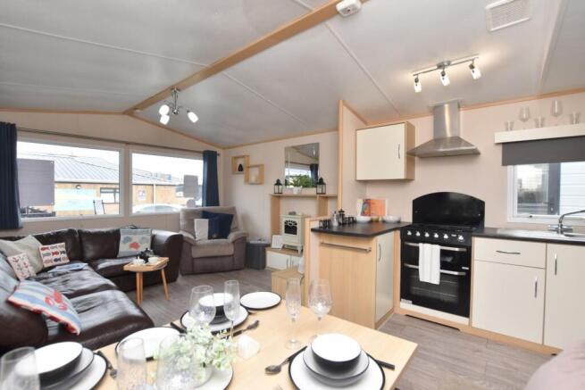 Carnaby Accord (7).JPG