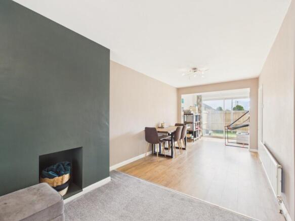 3 bed Semi-Detached for sale Image 5