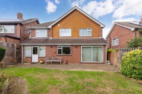 Calder Close, Maidenhead, SL6
