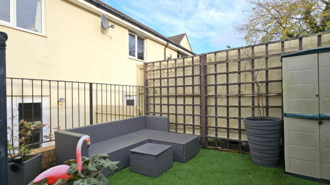 Photo 12