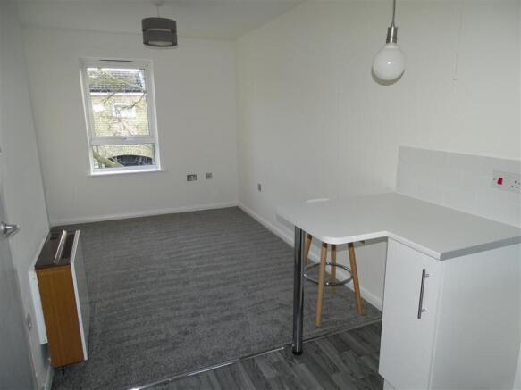Whitsed Street: Eastfield photo 4