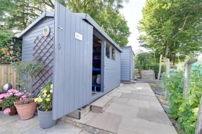 Workshop / Shed