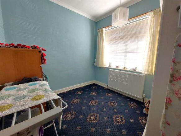 Bedroom 3/ Office
