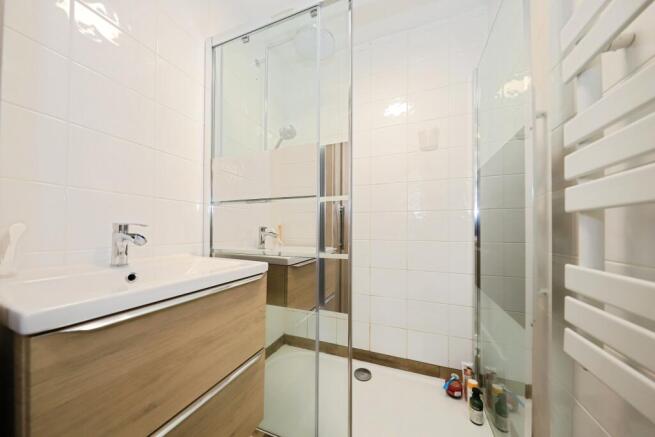 En-Suite Bedroom 2