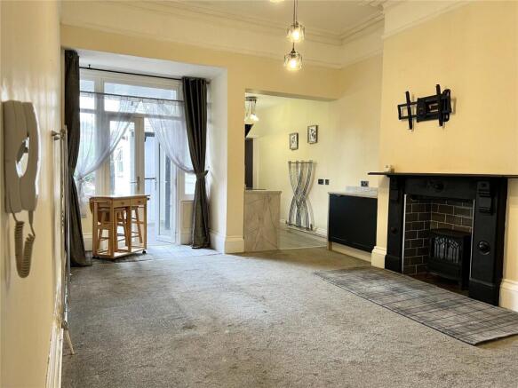Living/Dining Room