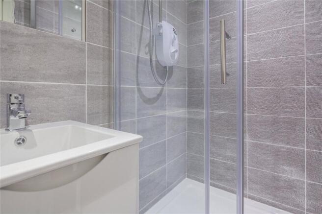 1 bed Terraced to rent Image 6
