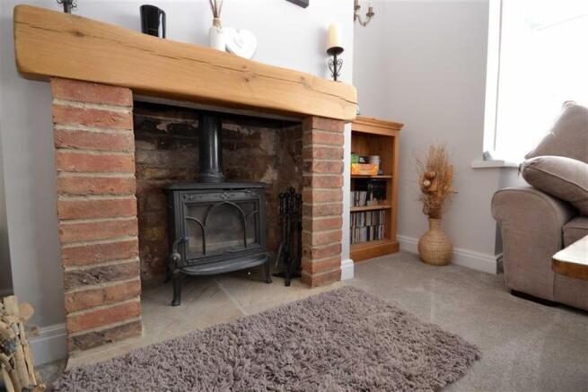 ADDITIONAL IMAGE LOUNGE STOVE