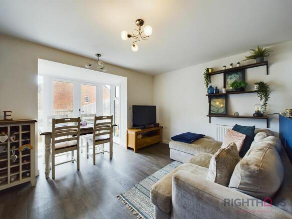Living/ dining & kitchen area.