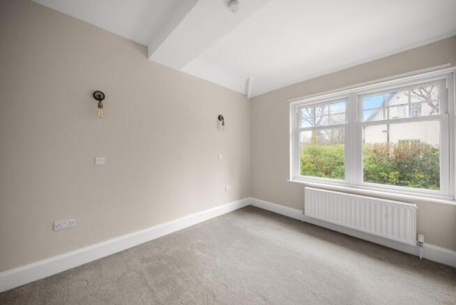 1 bed Flat for sale Image 7