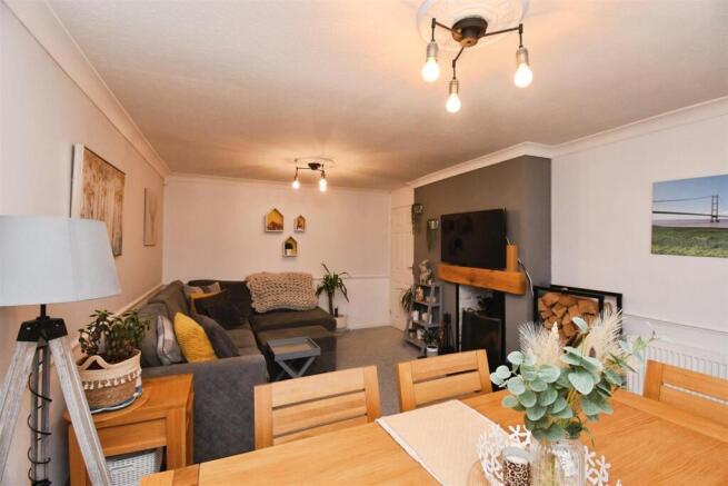 3 bed Semi-Detached Bungalow for sale Image 6