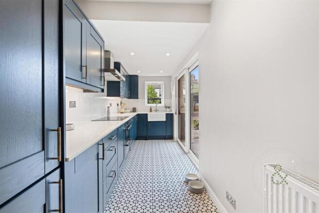 Toftingall Ave, Hern Crabtree (2).jpg