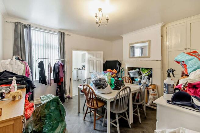2 bed Terraced for sale Image 5