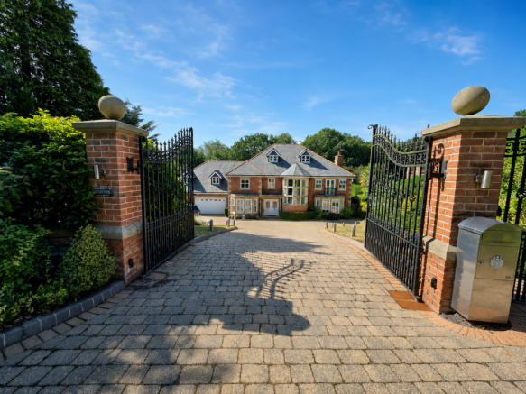 Greentops, Knowsley Grange