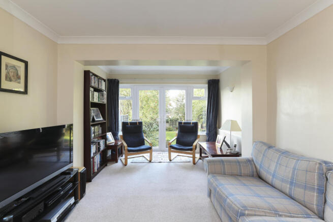 West Close 10