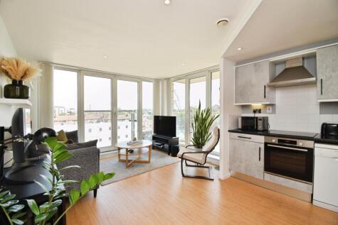 17 Seagull Lane, London, E16