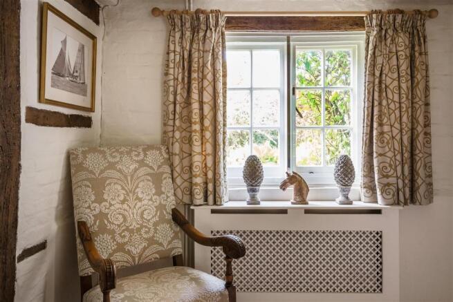 house. estate agency Dunsfold chair