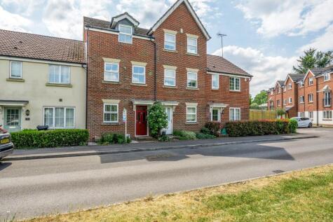 Benham Drive, Spencers Wood