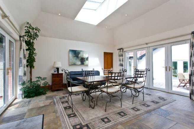 Breakfast room
