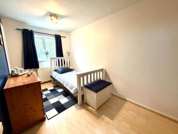 4 bed Detached for sale Image 11