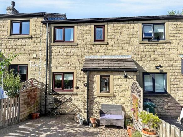 2 bed Terraced for sale in keighley
