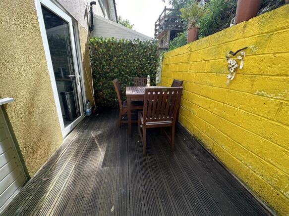 Rear Decked Area