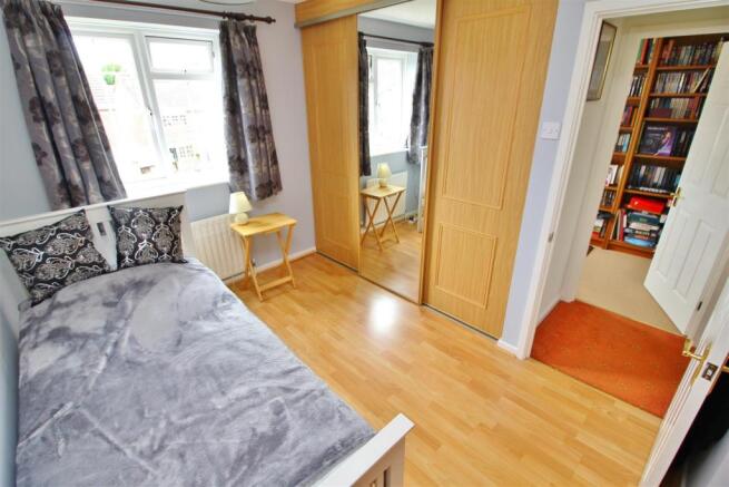 27 Bed 3.JPG