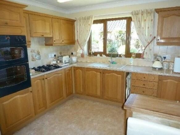Kitchen/Breakfast Ro