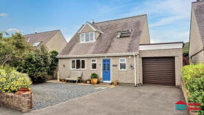 47 Can Aderyn, Bro Gwylwyr Estate, Pwllheli LL53 6LF