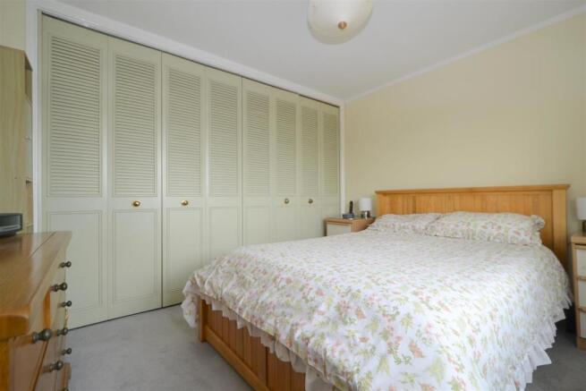 bed1.JPG