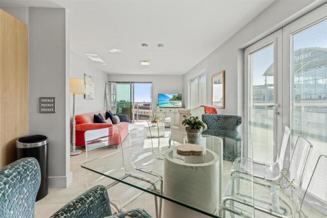 Harbour Point, Hern Crabtree (19).jpg