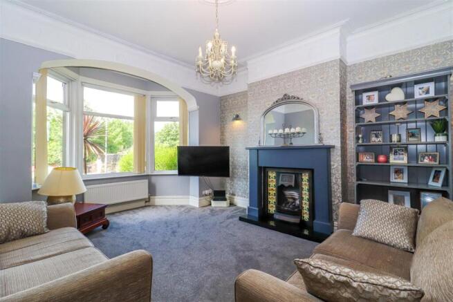 3 bed Terraced for sale Image 6