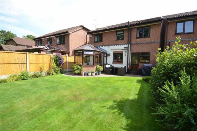 Feature Rear Garden