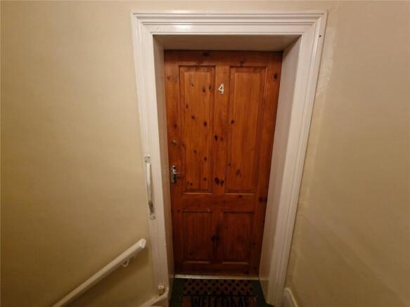 1 bed Apartment to rent Image 5