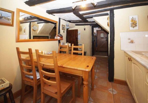 Kitchen diner