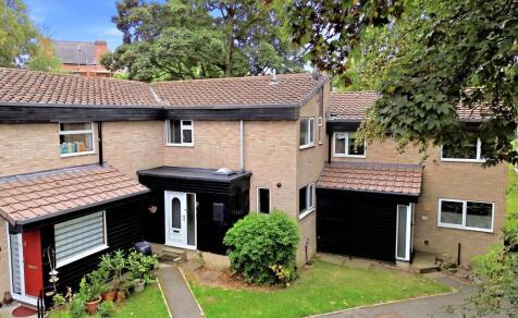 West Hill Avenue, Leeds, LS7
