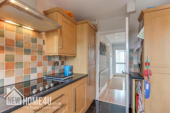 KITCHEN: