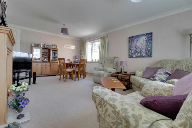 Living/Dining Room