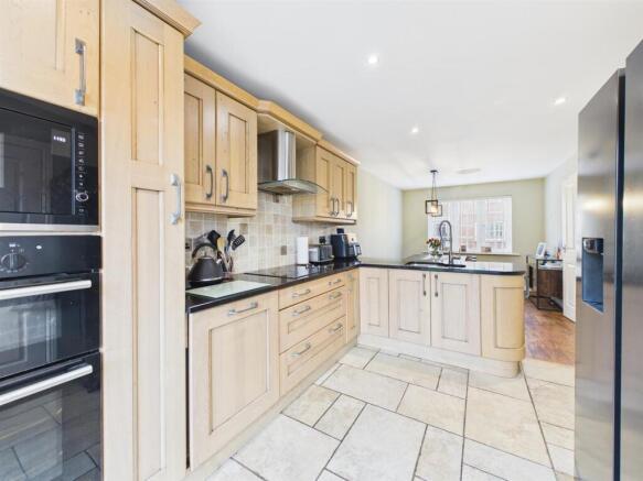 Living/Dining Kitchen