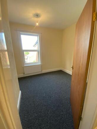 2 bed Terraced to rent Image 11