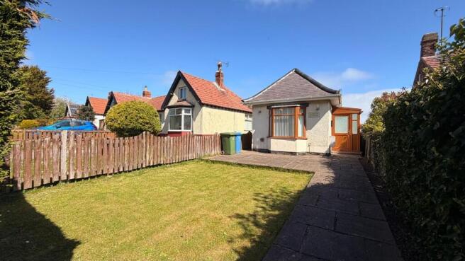 1 bed Detached for sale Image 12