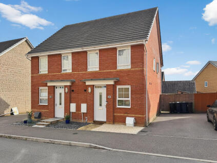 Dartmoor Way, Cullompton, Devon, EX15 1UH