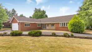 5, Vercourt, Sutton Coldfield B74 3XE