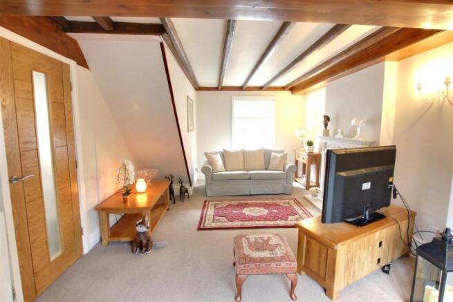 3 bed Detached for sale Image 11